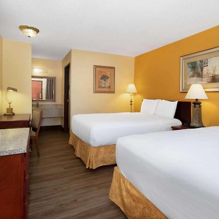 Travelodge By Wyndham Albuquerque East Exterior foto