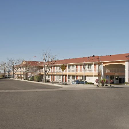 Travelodge By Wyndham Albuquerque East Exterior foto