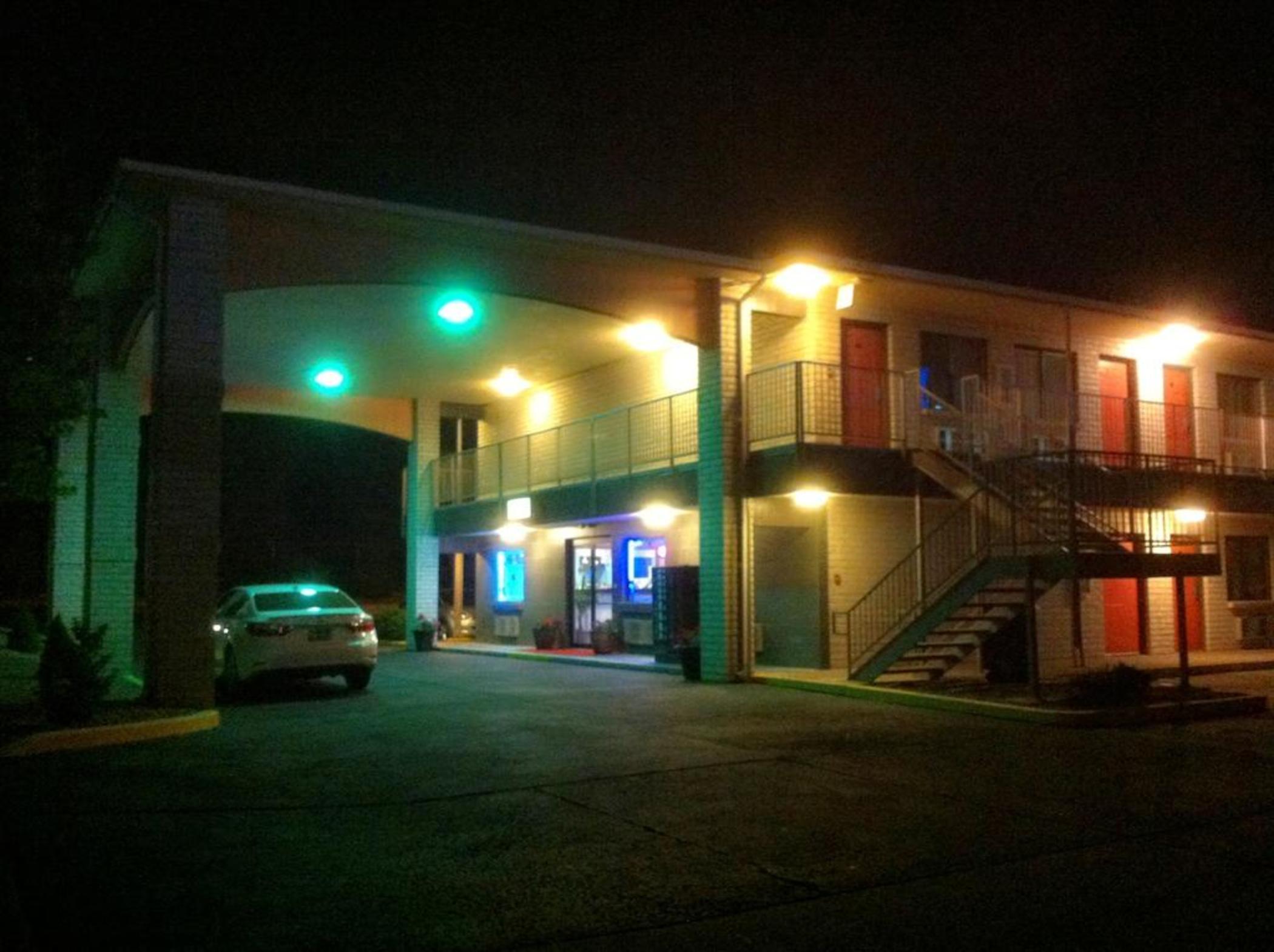 Travelodge By Wyndham Albuquerque East Exterior foto