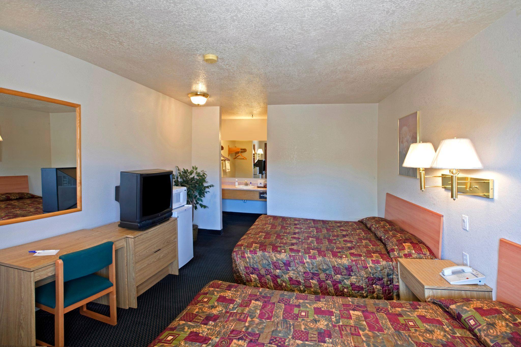 Travelodge By Wyndham Albuquerque East Exterior foto